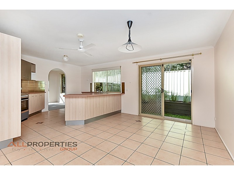 9 Rosa Court, Camira QLD 4300