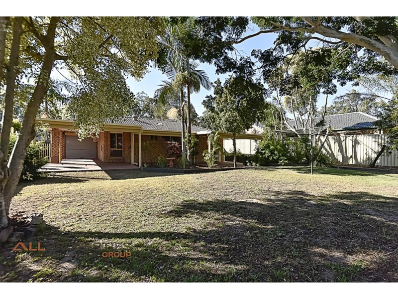 9 Rosa Court, Camira QLD 4300