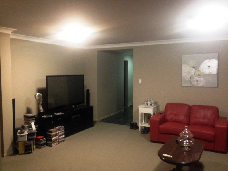 21 Valentine Circuit, Augustine Heights QLD 4300