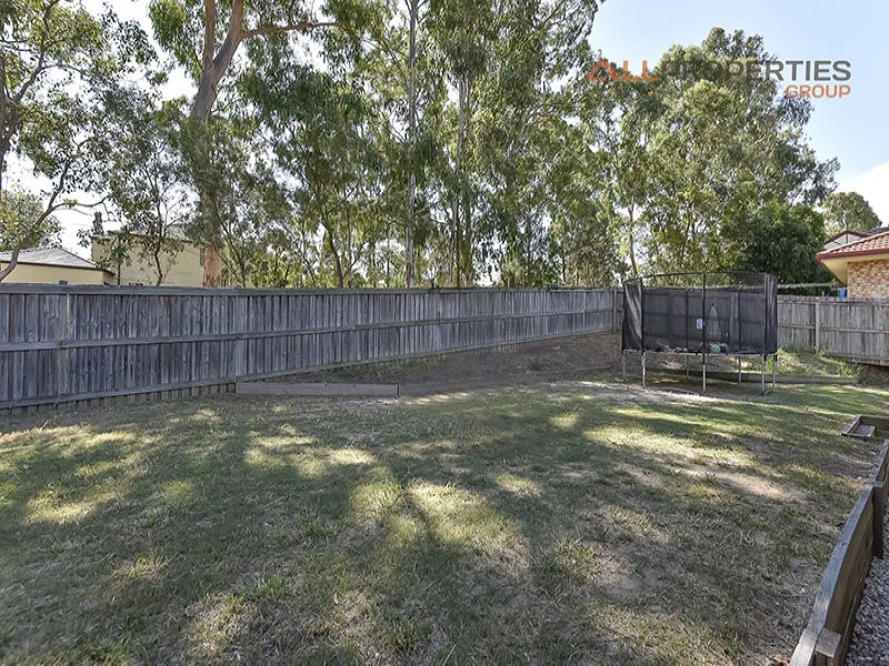 18 Windsor Place, Forest Lake QLD 4078