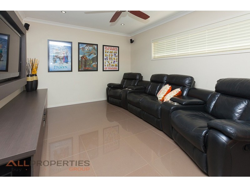 17 Judah Crt, Augustine Heights QLD 4300