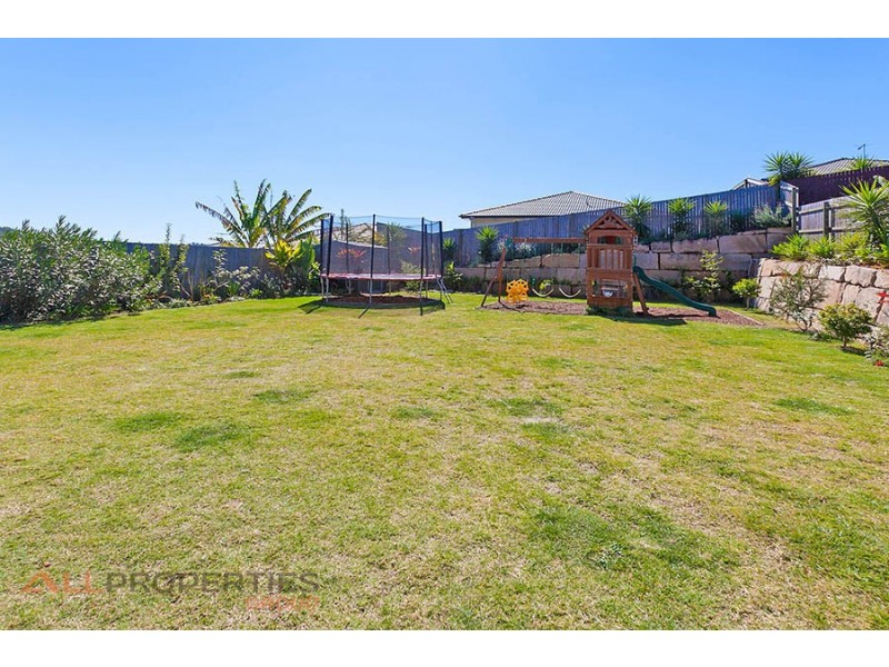 17 Judah Crt, Augustine Heights QLD 4300