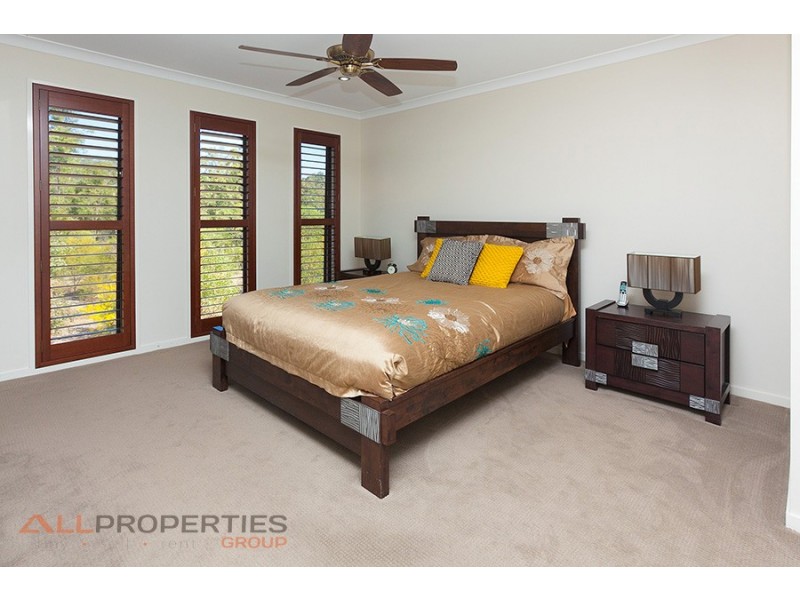17 Judah Crt, Augustine Heights QLD 4300