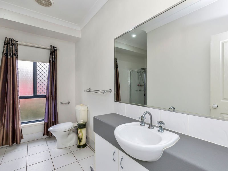 7 French Court, Redbank Plains QLD 4301