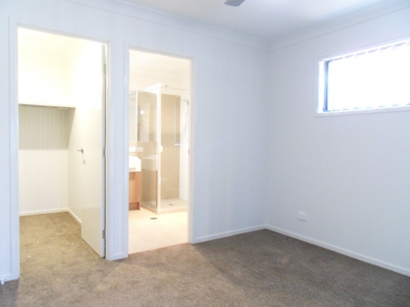 28 Paperbark Drive, Ripley QLD 4306