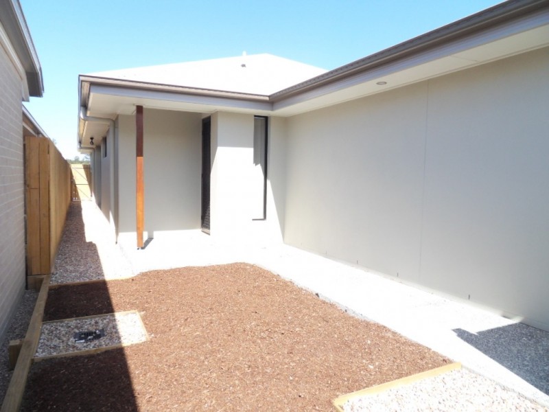 28 Paperbark Drive, Ripley QLD 4306
