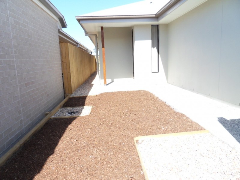 28 Paperbark Drive, Ripley QLD 4306