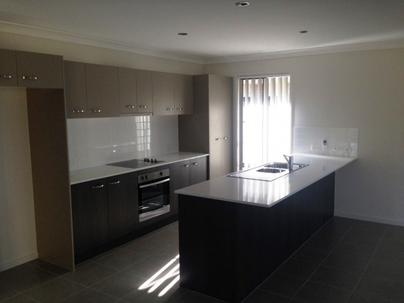 14 Surwold Way, Loganlea QLD 4131
