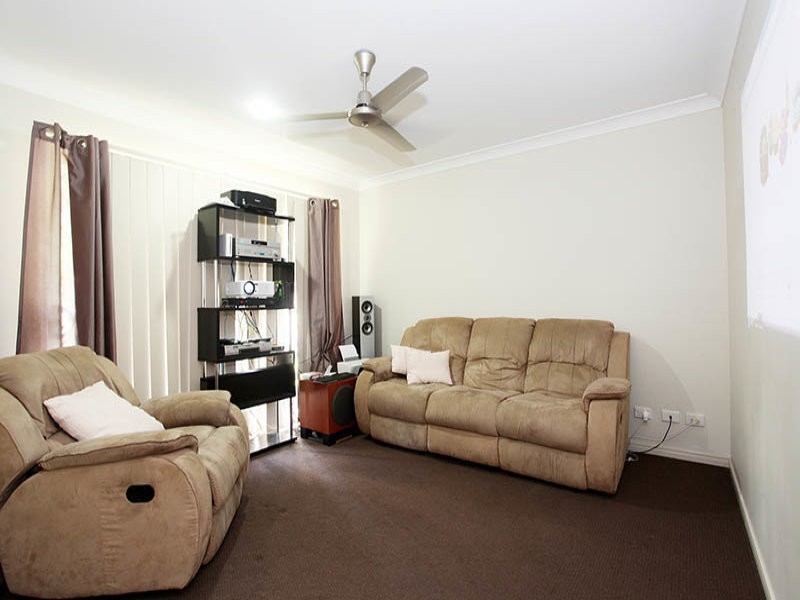 21 Wright Avenue, Redbank Plains QLD 4301