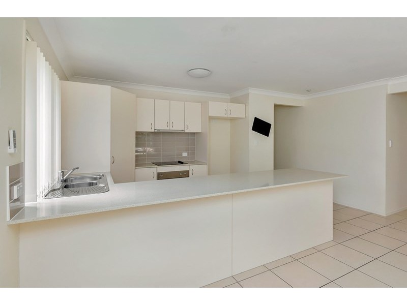 42 Brittany Crescent, Raceview QLD 4305