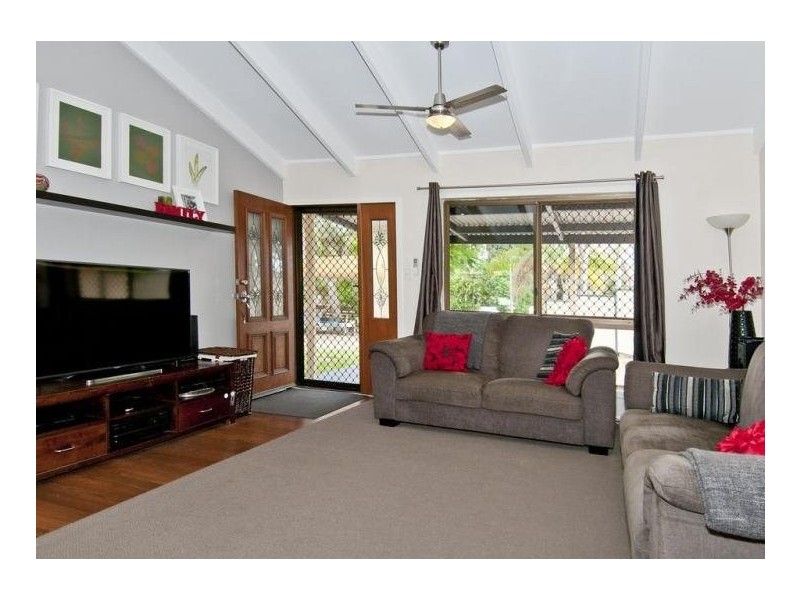 13 Geelong Court, Eagleby QLD 4207