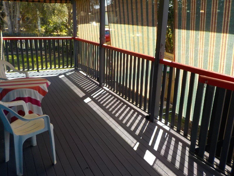 12 Sturt Street, Leichhardt QLD 4305