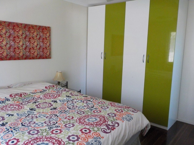 12 Sturt Street, Leichhardt QLD 4305