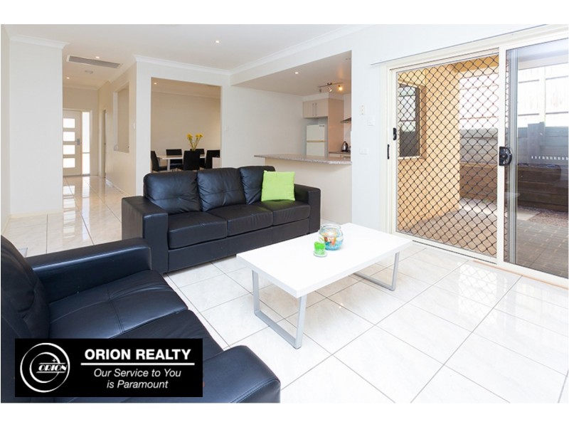 10 Zenith Way, Springfield Lakes QLD 4300
