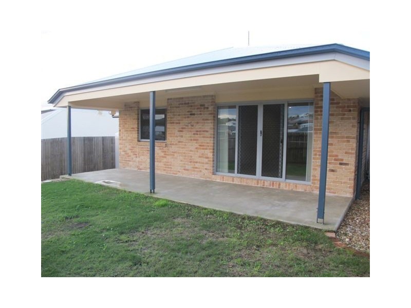 17 Grampian Street, Springfield Lakes QLD 4300