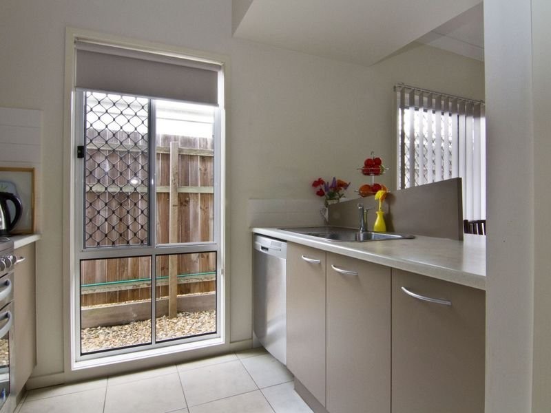 9 Jasper Way, Springfield QLD 4300