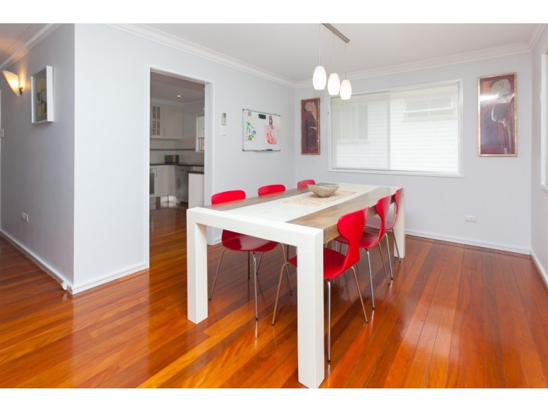 42 Tarana Street, Camp Hill QLD 4152