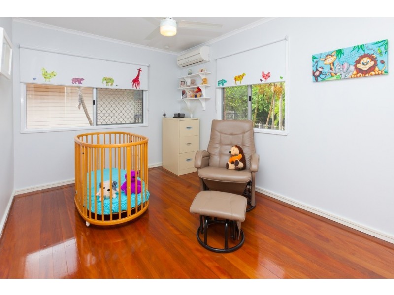 42 Tarana Street, Camp Hill QLD 4152