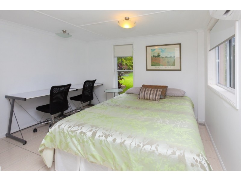 42 Tarana Street, Camp Hill QLD 4152
