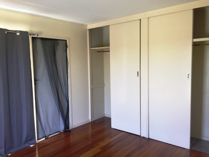 4 Lanark Street, Kenmore QLD 4069