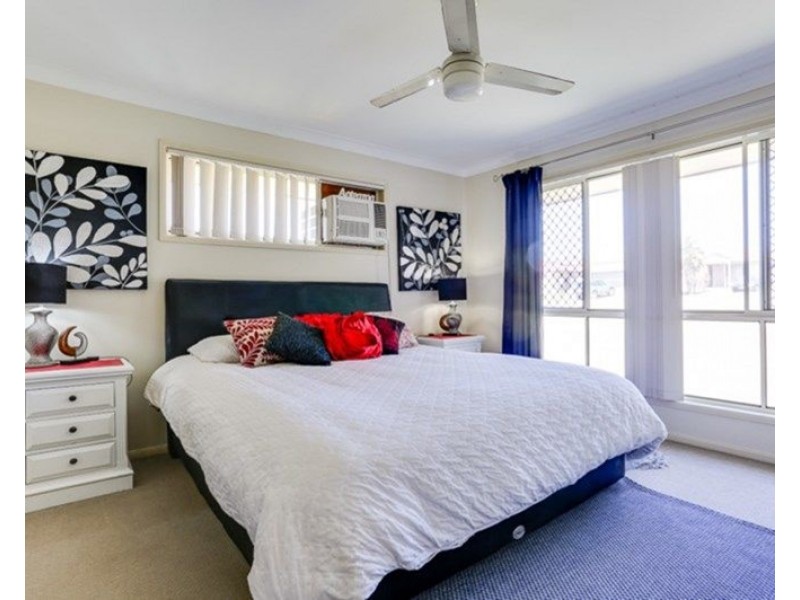 8 Patricia Place, Redbank Plains QLD 4301