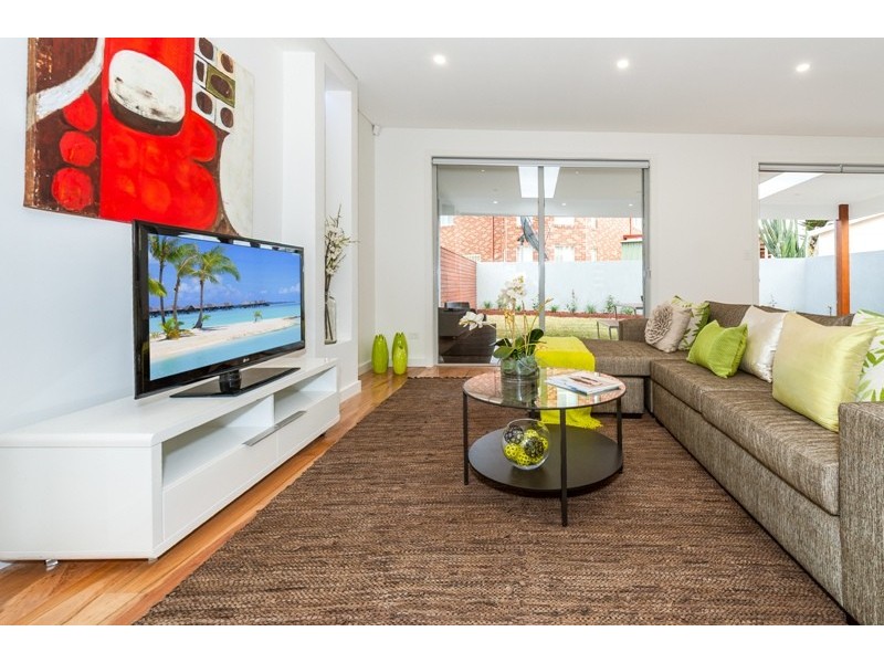 14 Hume Street, Chifley NSW 2036