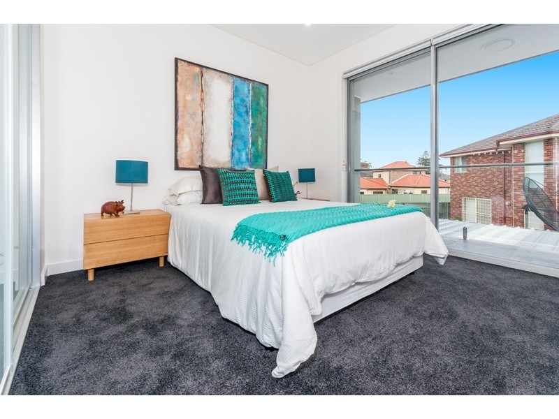 14 Hume Street, Chifley NSW 2036