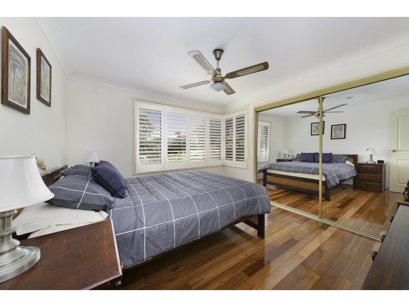 8 Gibson Place, Chifley NSW 2036