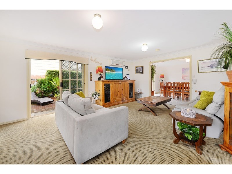 2A Eyre Street, Chifley NSW 2036