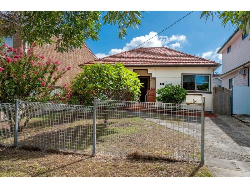 2 Canara Avenue, Phillip Bay NSW 2036