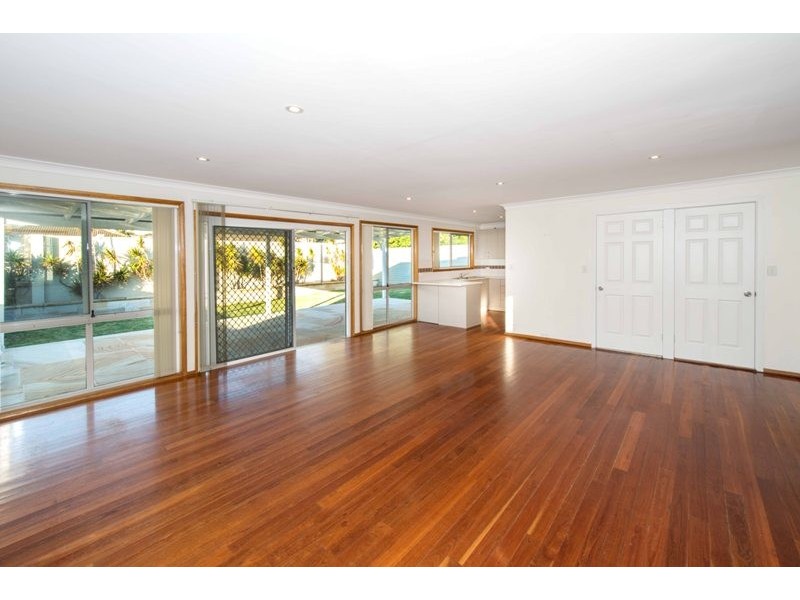 19 Mawson Parade, Chifley NSW 2036