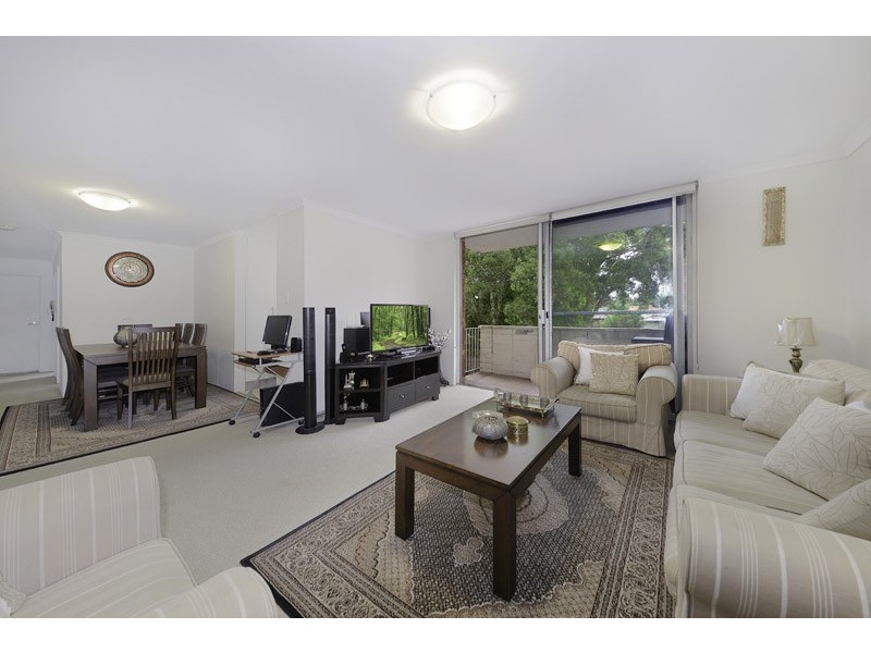 6/4 Grace Campbell Crescent, Hillsdale NSW 2036