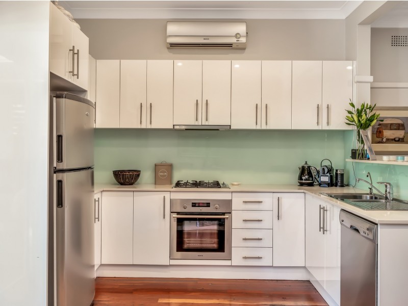 51 Hughes Avenue, Mascot NSW 2020