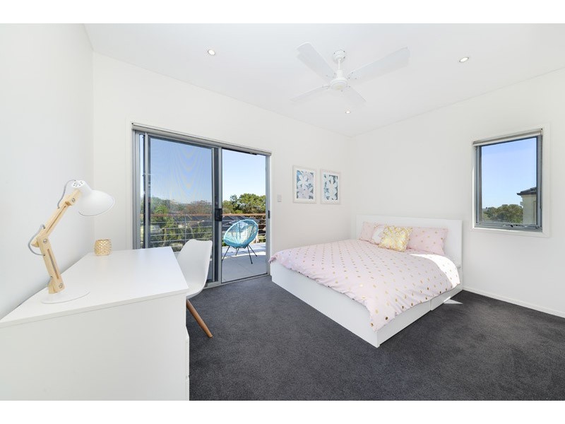 14 Caley Street, Chifley NSW 2036