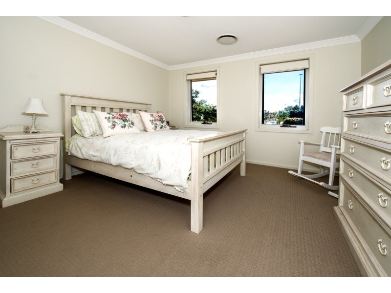 2 Cove Circuit, Little Bay NSW 2036