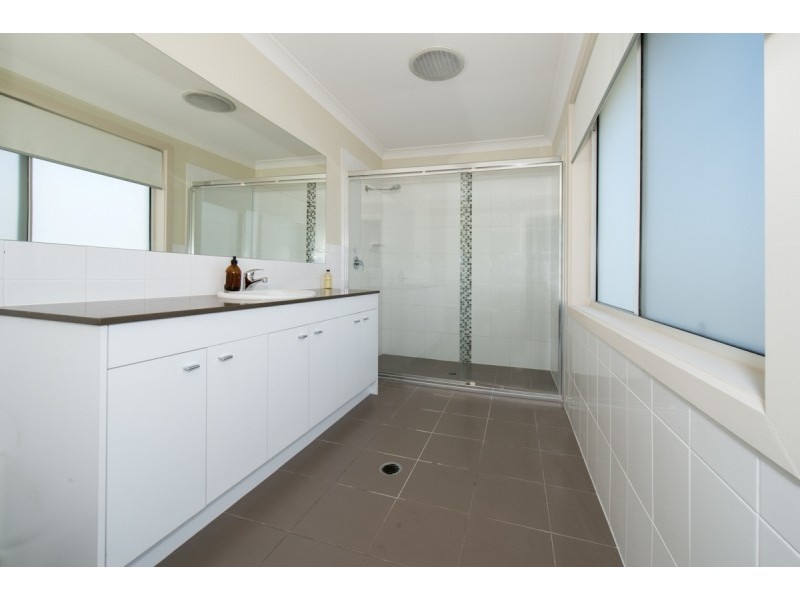 2 Cove Circuit, Little Bay NSW 2036