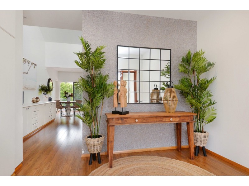 83 Macquarie Street, Chifley NSW 2036
