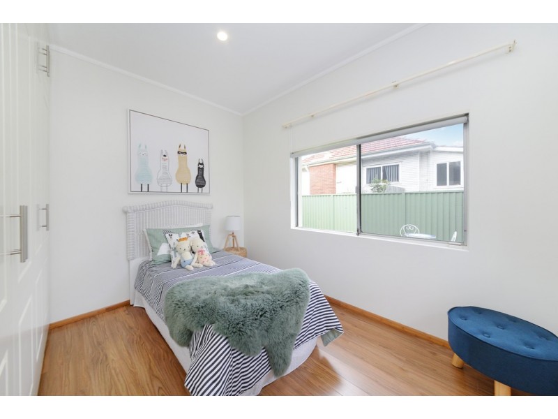 83 Macquarie Street, Chifley NSW 2036