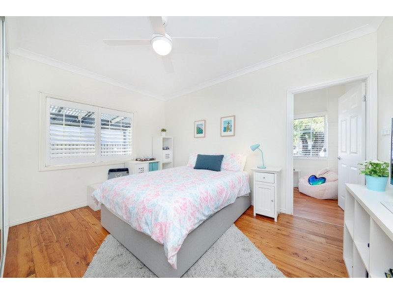 28 Burke Street, Chifley NSW 2036