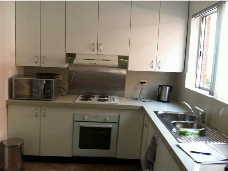 8/96 Tenterden Road, Botany NSW 2019