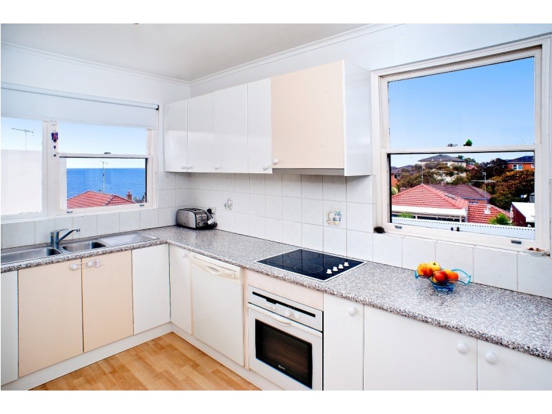 2/6 Garie Place, South Coogee NSW 2034