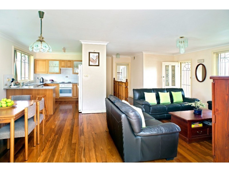 1 Hall Street, Chifley NSW 2036