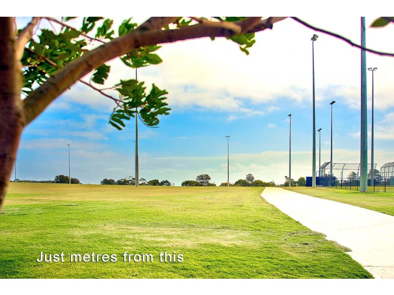 1 Hall Street, Chifley NSW 2036