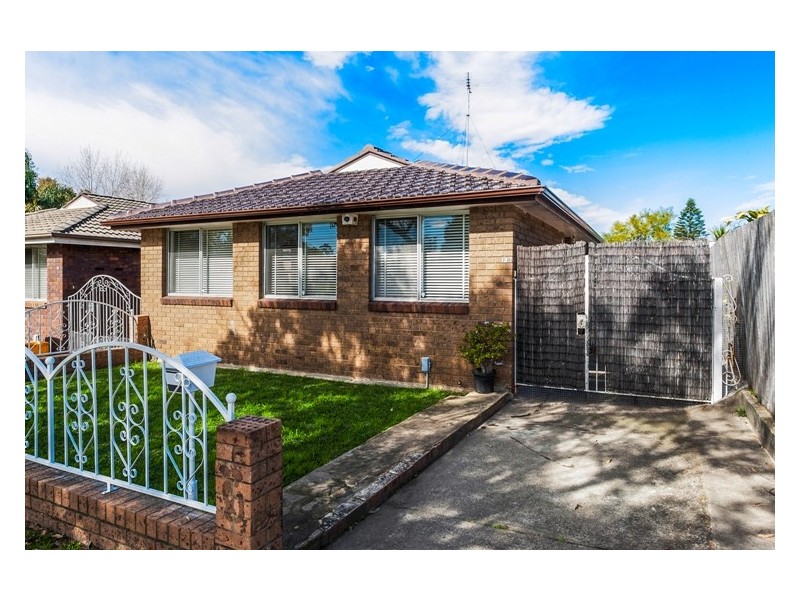 1/18 Grace Campbell Crescent, Hillsdale NSW 2036