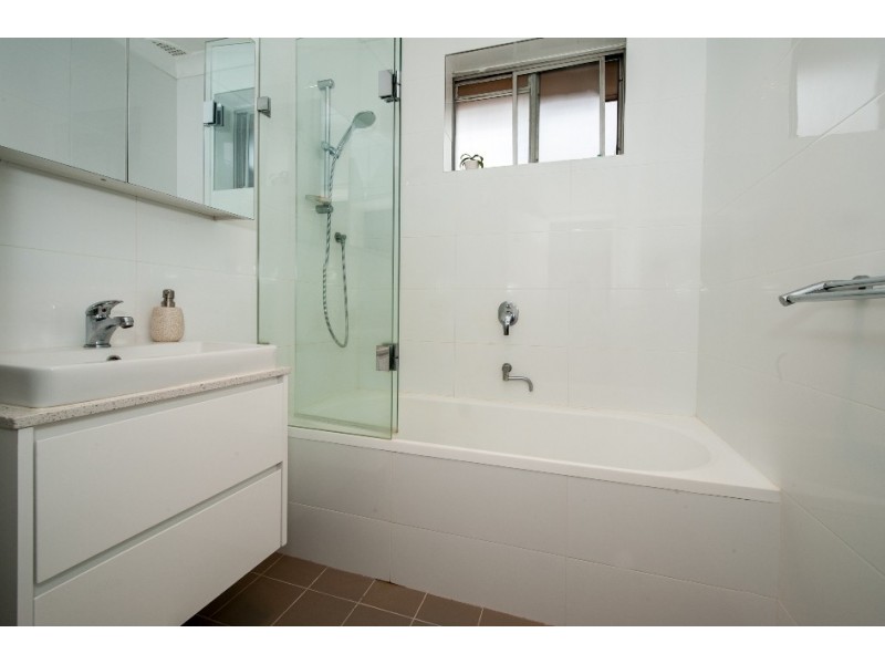 1/18 Grace Campbell Crescent, Hillsdale NSW 2036