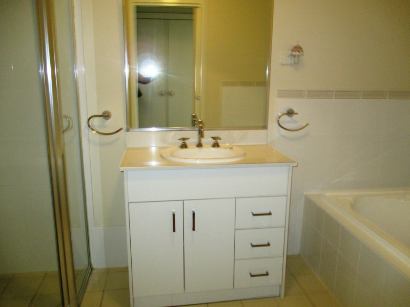 15 Hastings Avenue, Chifley NSW 2036