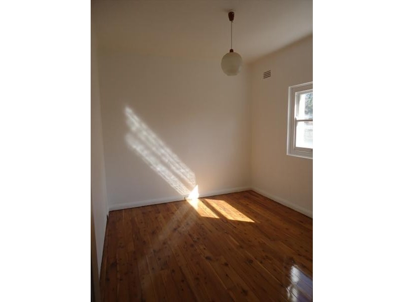 54 Caley Street, Chifley NSW 2036