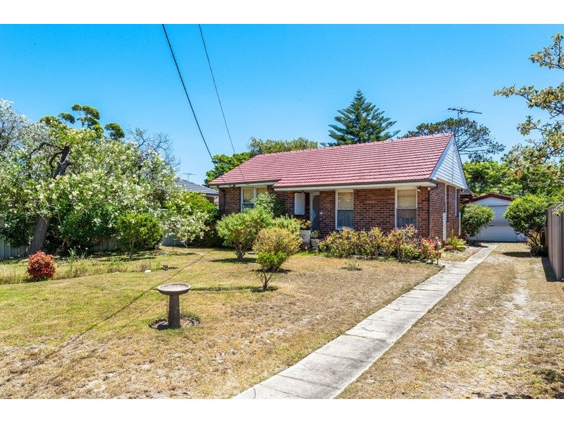 44 Eyre Street, Chifley NSW 2036