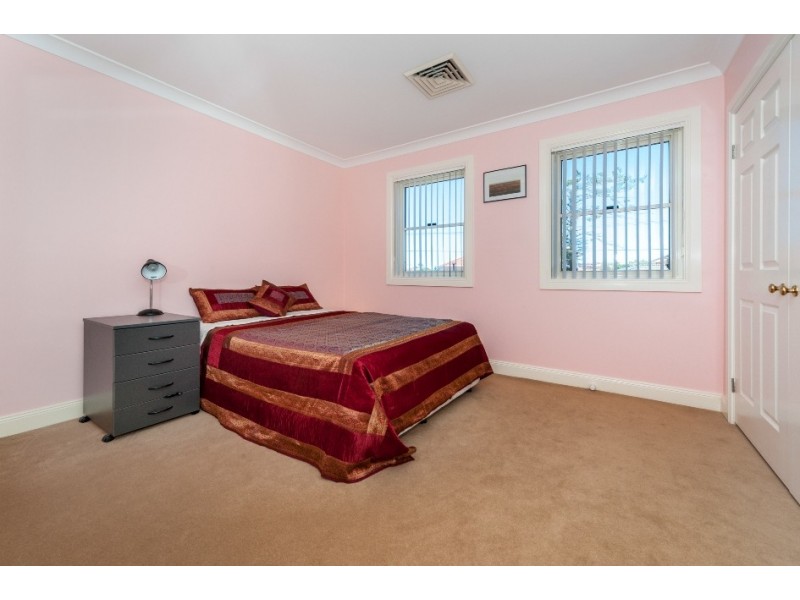 32 Mitchell Street, Chifley NSW 2036