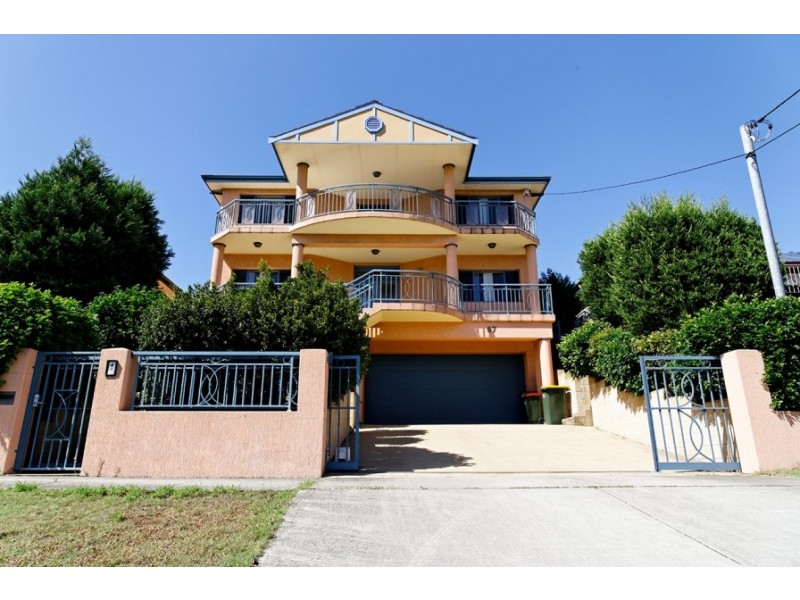 67 Wassell Street, Chifley NSW 2036